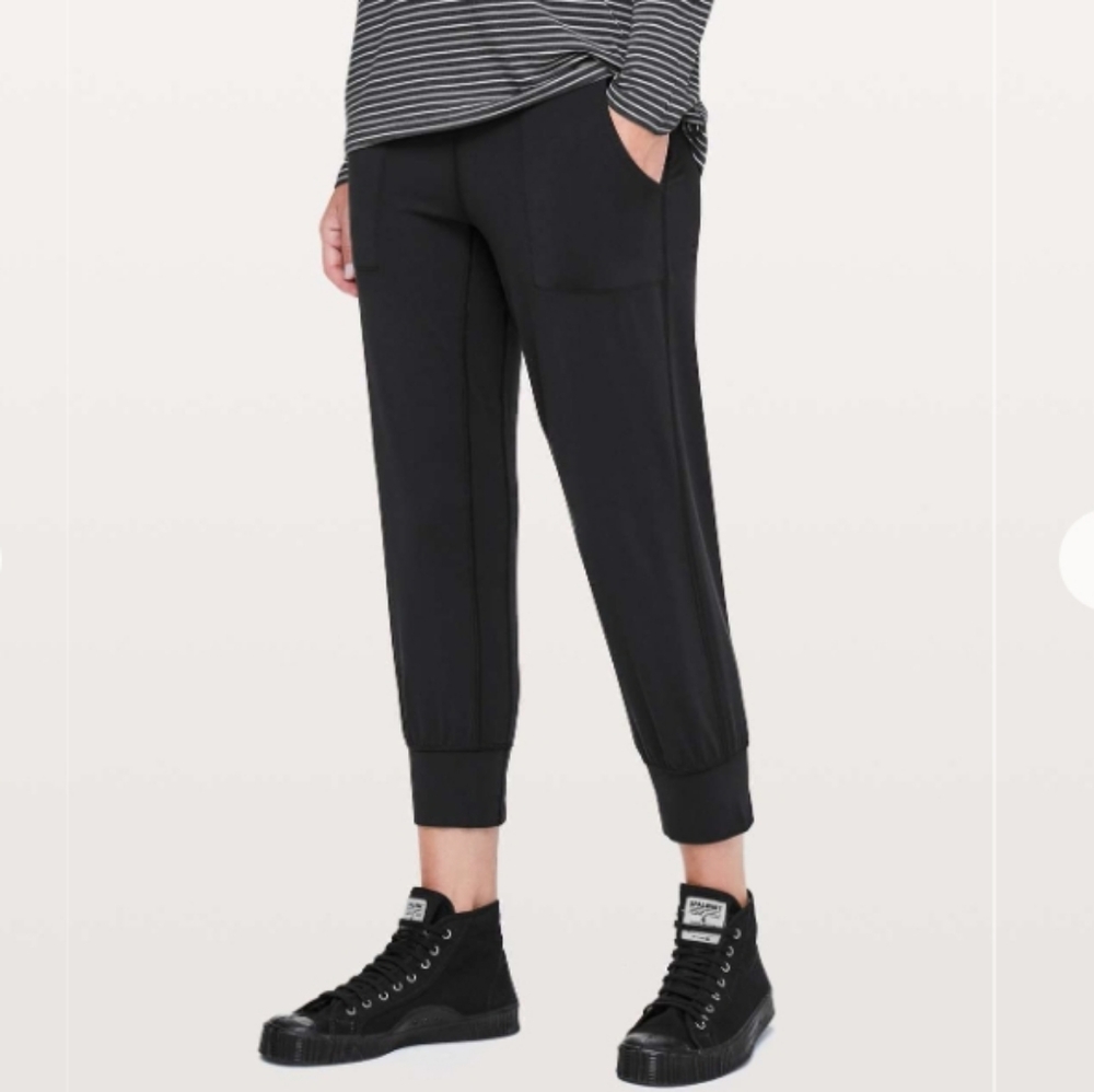 Lululemon Align Jogger Crop